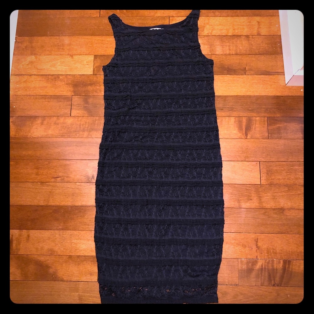 Ingrid & Isabel lace maternity dress